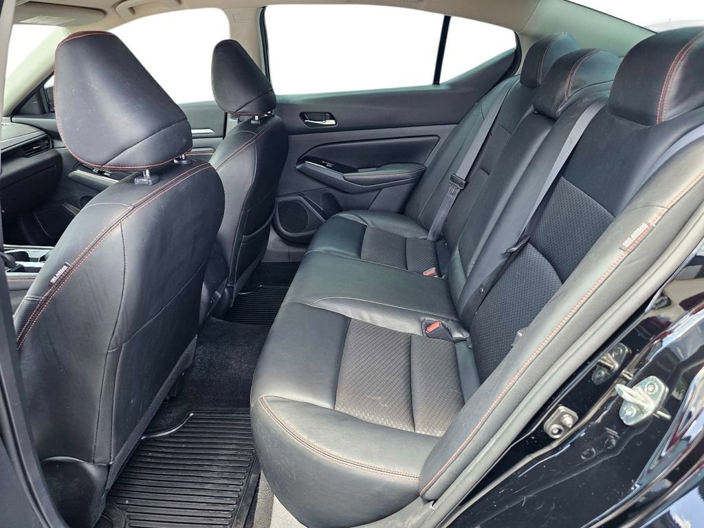 Used 2023 Nissan Altima 2.5 SR FWD image 31