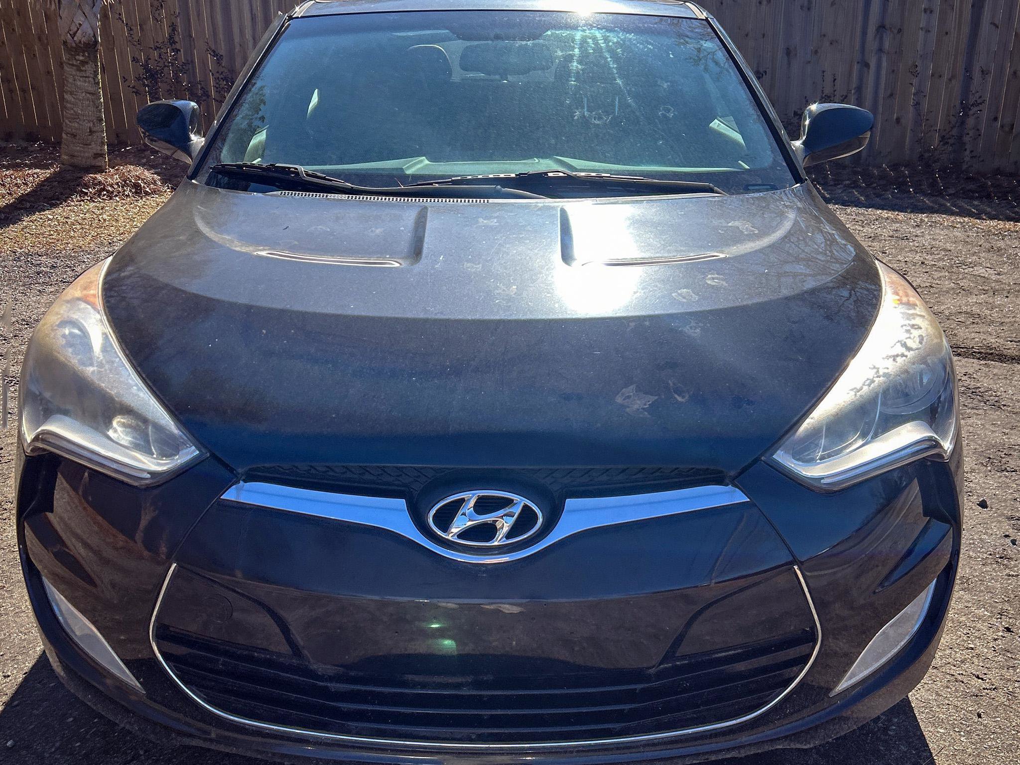 Used 2014 Hyundai Veloster w/ Technology Package 03 image 18