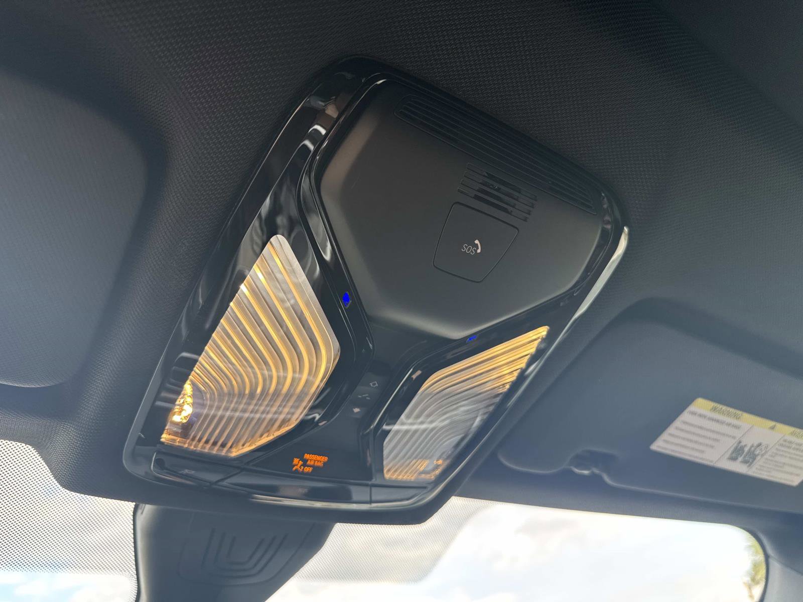 Used 2023 BMW X6 xDrive40i w/ M Sport Package image 34