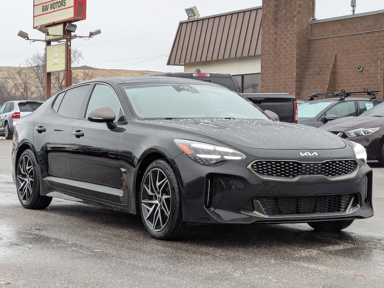 Used 2023 Kia Stinger GT-Line w/ Sun & Sound Package image 2