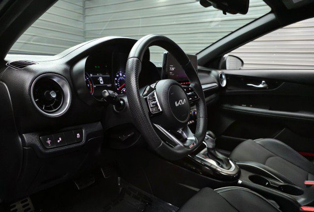 Used 2023 Kia Forte GT-Line FWD image 11