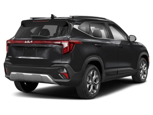 Used 2025 Kia Seltos S FWD image 2