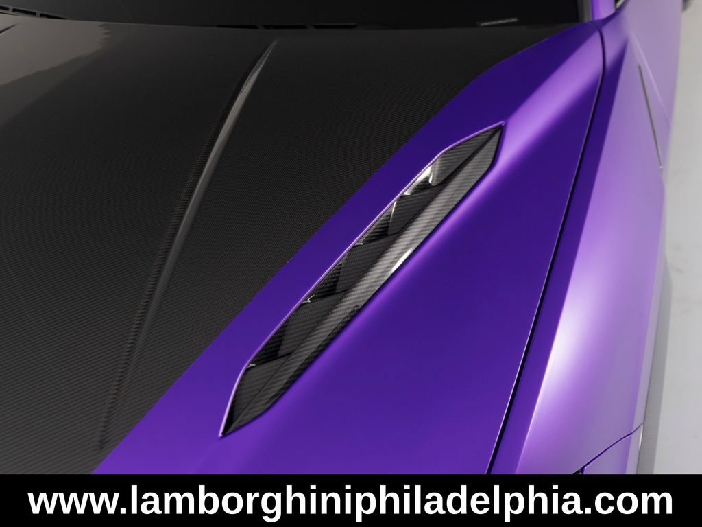 Used 2024 Lamborghini Urus Performante AWD/4WD image 46