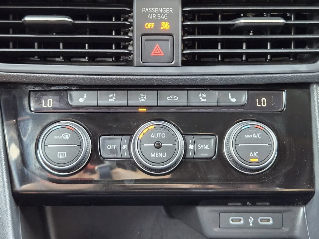 Used 2024 Volkswagen Jetta GLI Autobahn FWD image 18