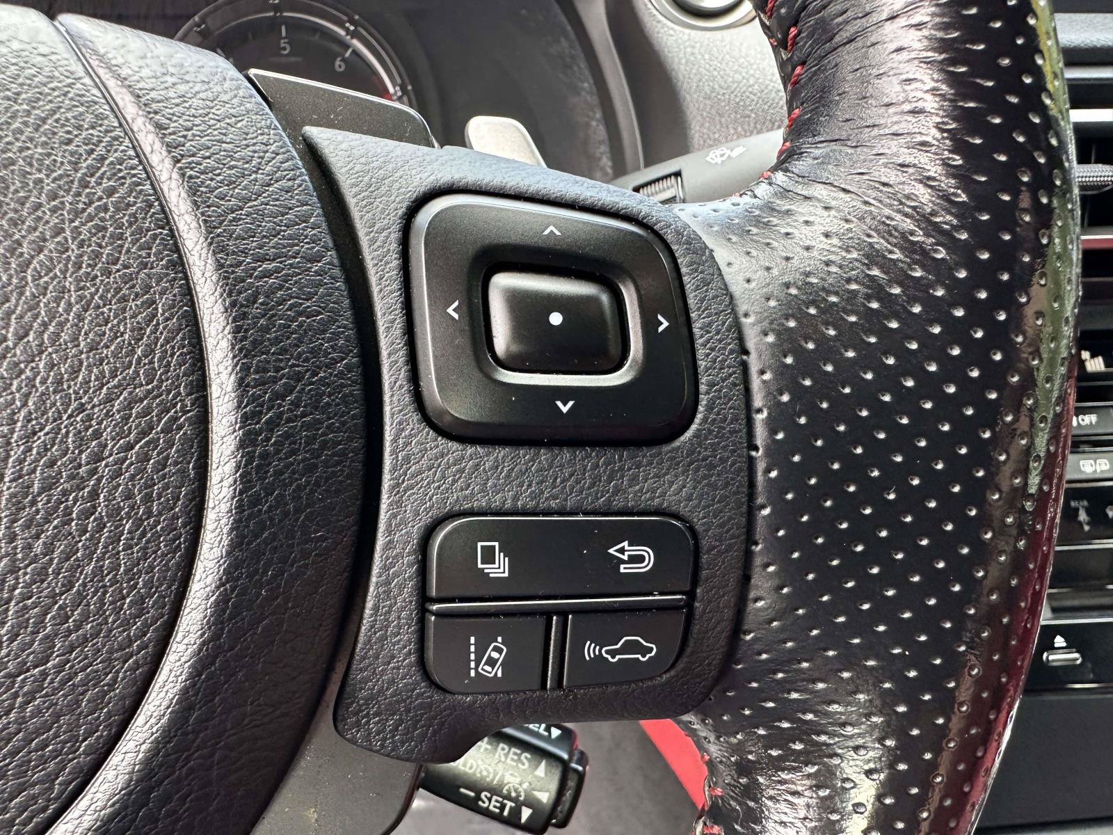 Used 2022 Lexus IS 350 F Sport w/ Navigation Package RWD image 15