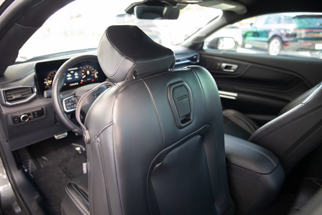 Used 2024 Ford Mustang GT Premium RWD image 16