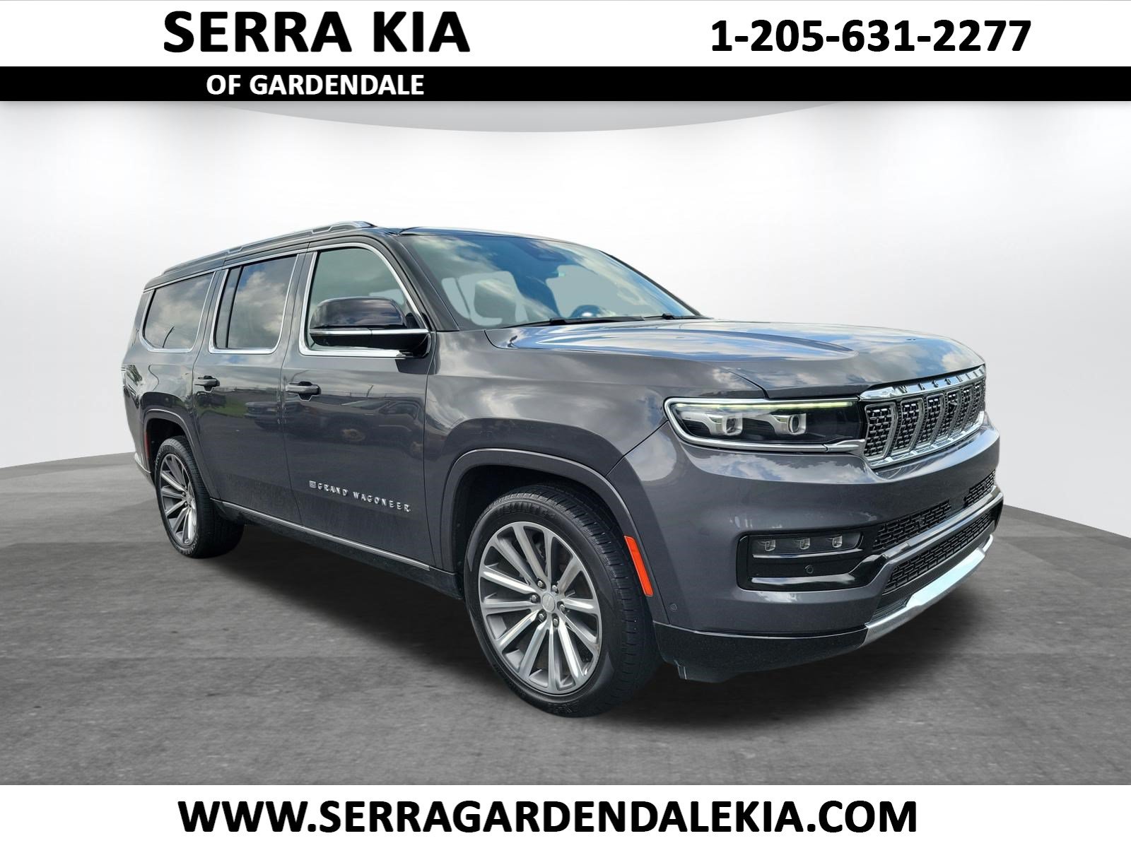Used 2023 Jeep Grand Wagoneer L Series II AWD/4WD image 1