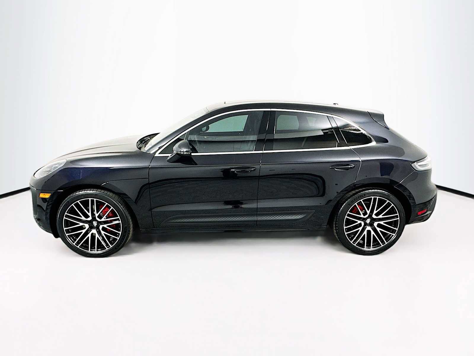 New 2025 Porsche Macan S image 2