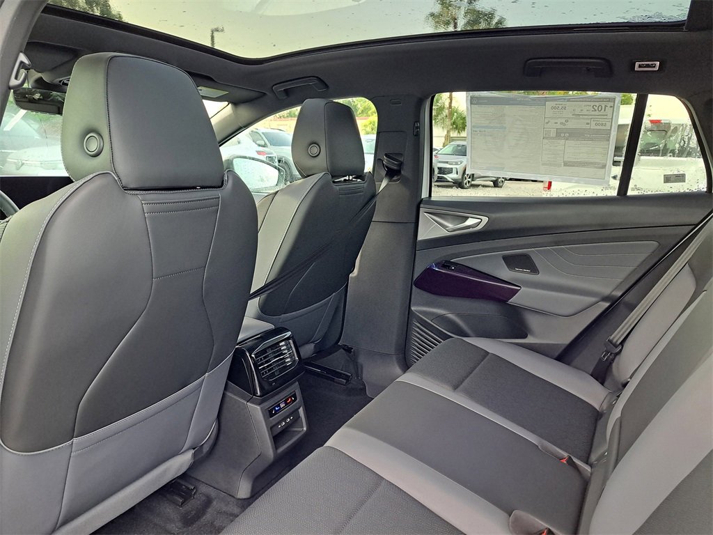 New 2025 Volkswagen ID.4 Pro S Plus image 5