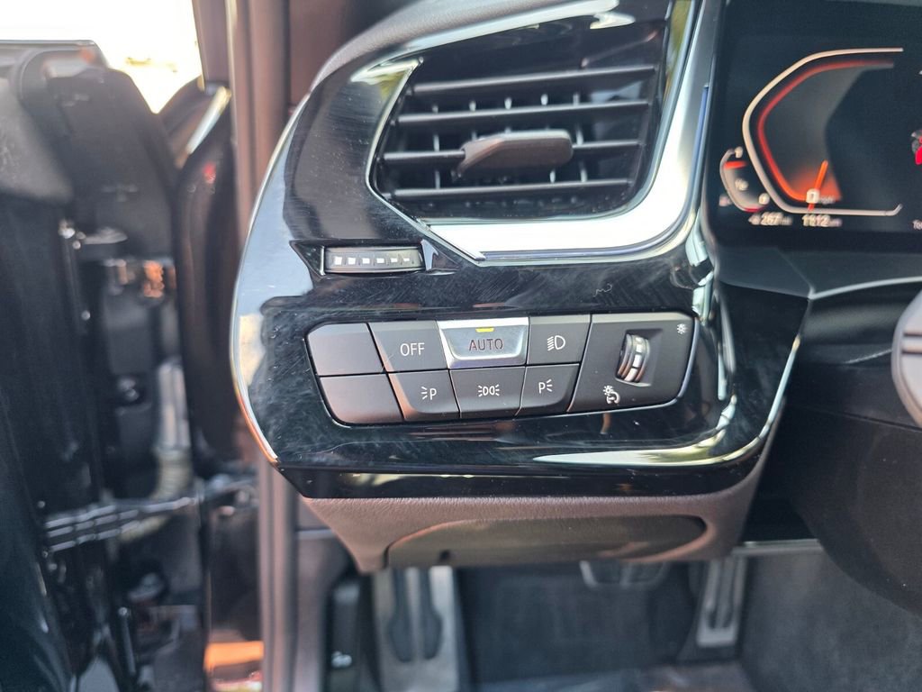 Used 2023 BMW Z4 M40i w/ Premium Package image 20