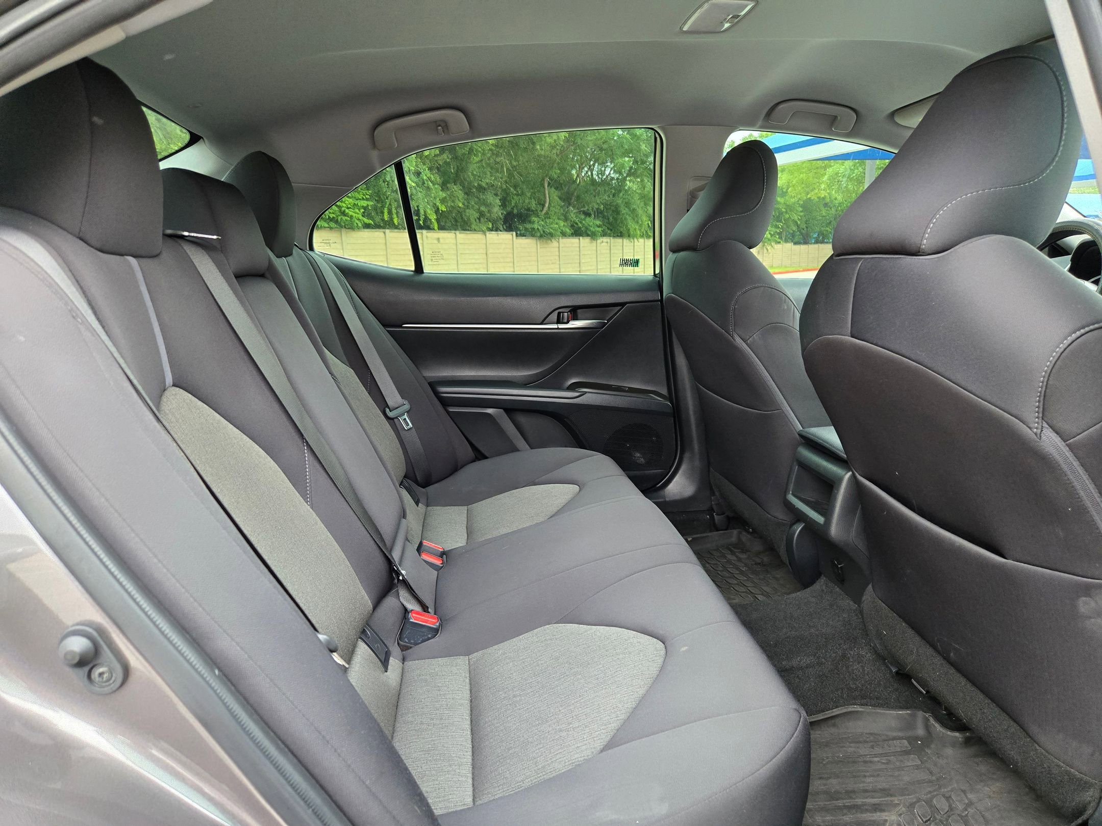 Used 2023 Toyota Camry LE FWD image 25