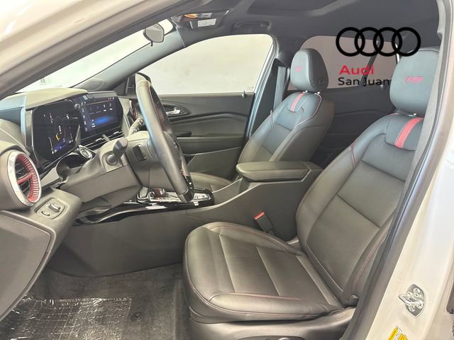 Used 2025 Chevrolet Trax RS w/ Sunroof Package image 31