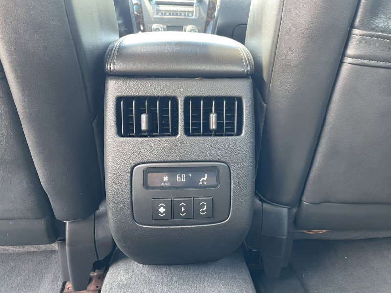 Used 2008 Cadillac DTS w/ Sun And Sound Package image 26