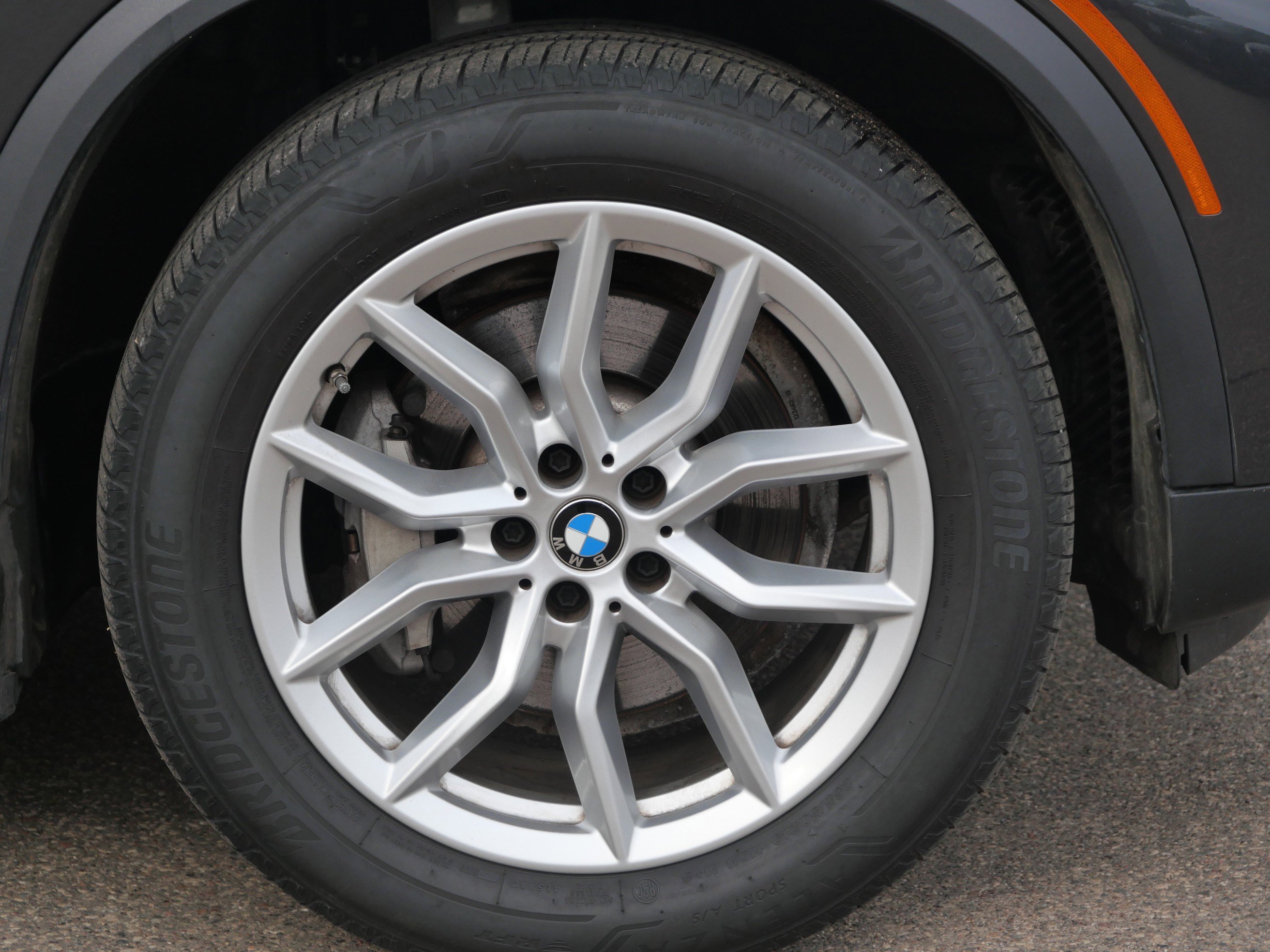 Used 2022 BMW X5 xDrive40i w/ Premium Package image 7