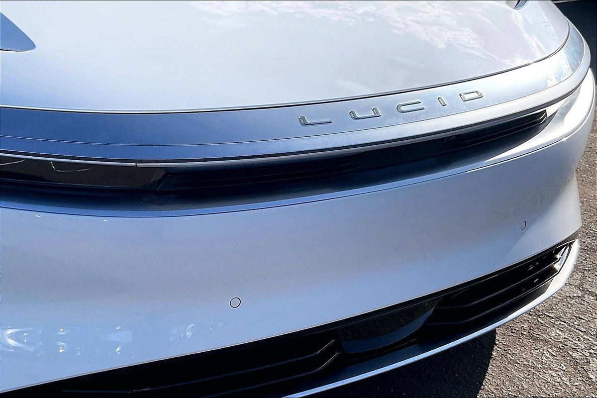 Used 2024 Lucid Air Touring AWD/4WD image 4