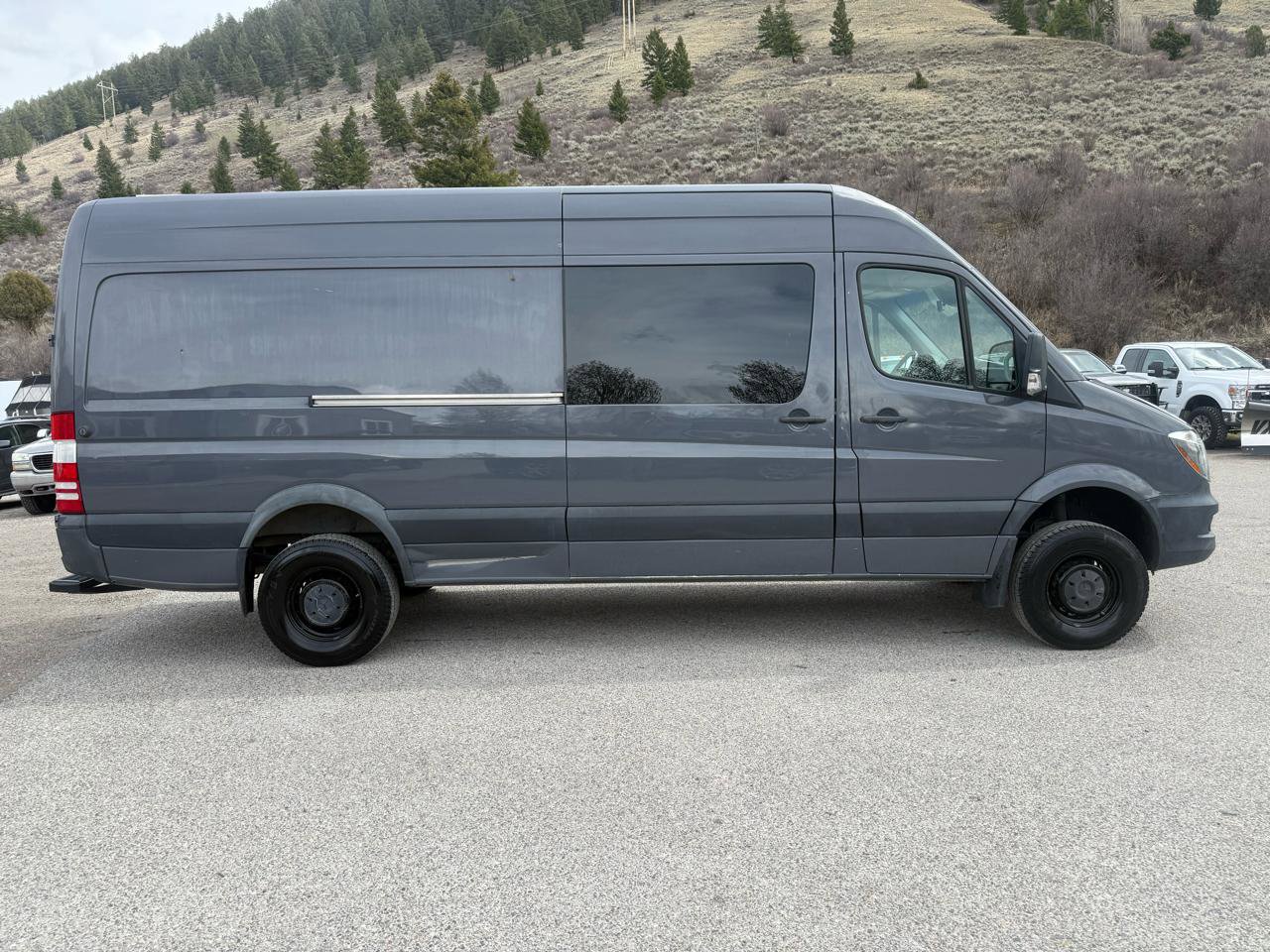 Used 2018 Mercedes-Benz Sprinter 2500 image 6
