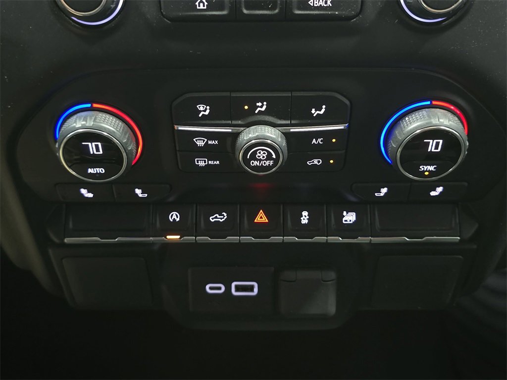 Used 2021 Chevrolet Silverado 1500 LT image 23