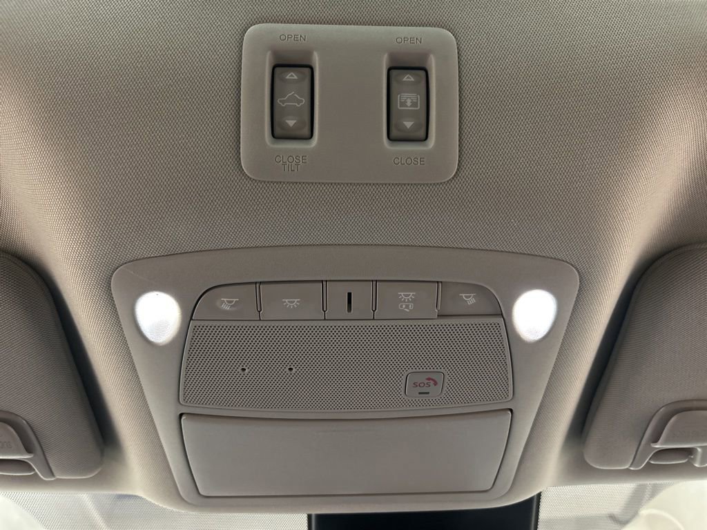 Used 2021 Nissan Murano Platinum w/ Cargo Package image 26