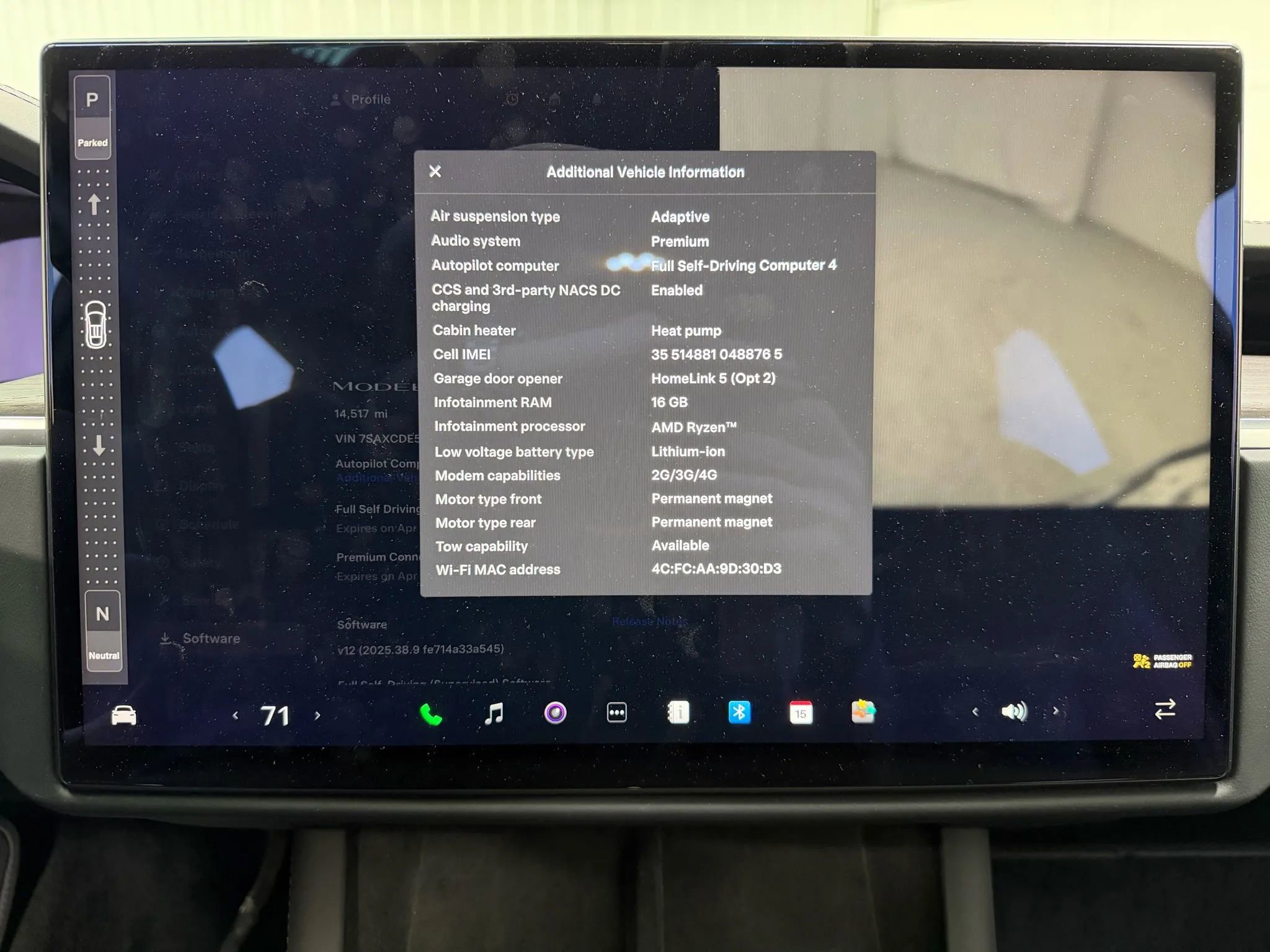 Used 2024 Tesla Model X image 29