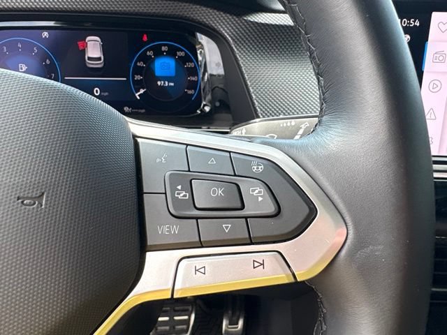 Used 2024 Volkswagen Atlas Cross Sport SEL R-Line AWD/4WD image 17
