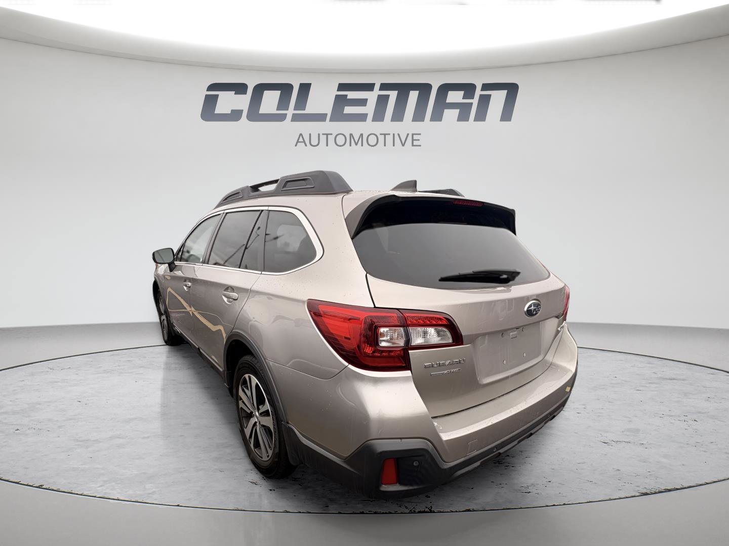 Used 2019 Subaru Outback 2.5i Limited w/ Protection Package #1 image 3