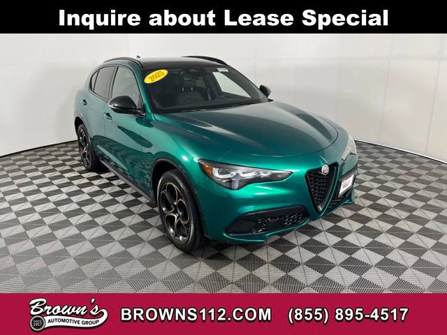 Used 2025 Alfa Romeo Stelvio Sprint AWD/4WD image 1