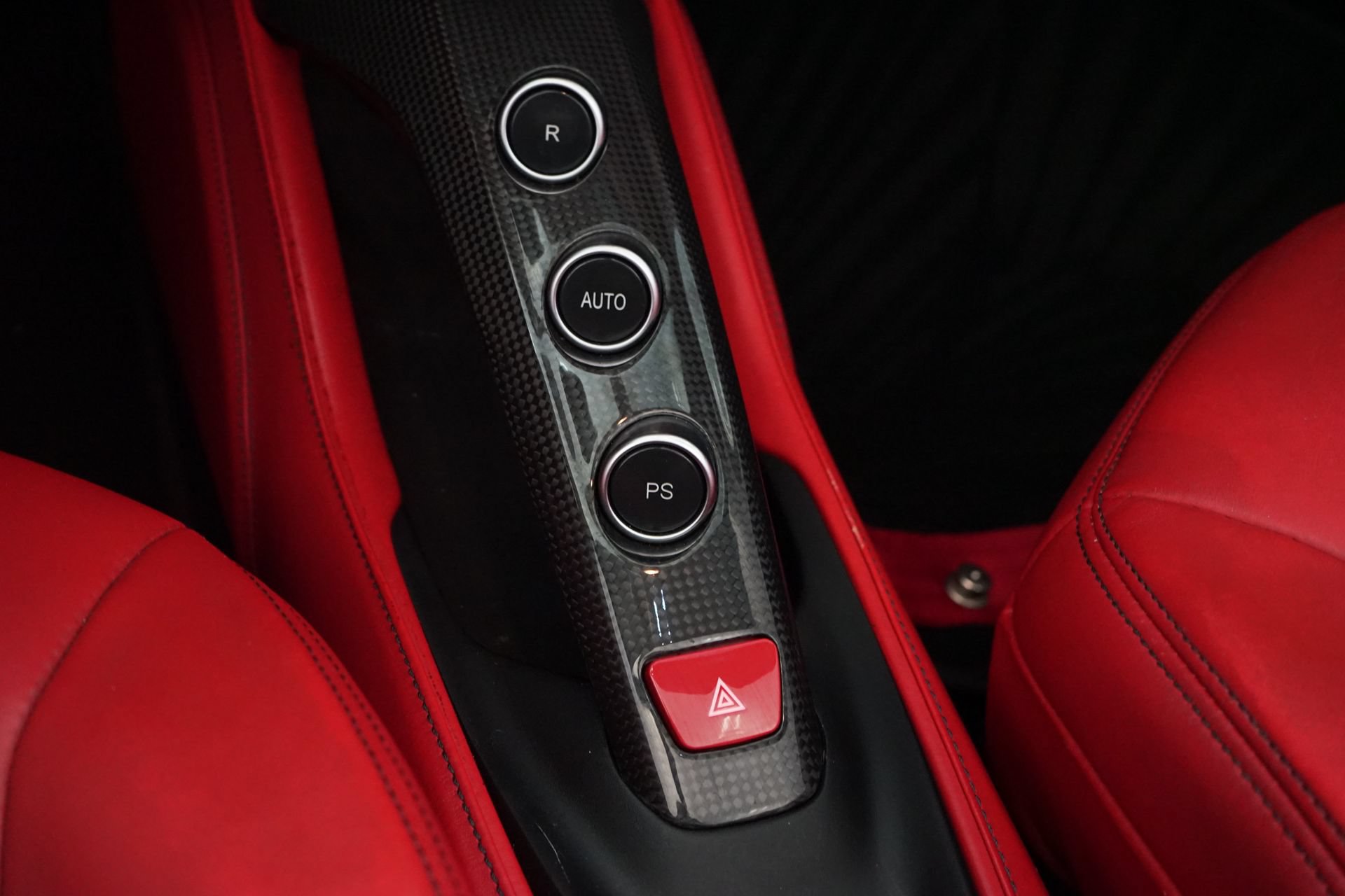 Used 2019 Ferrari 488 Spider RWD image 16