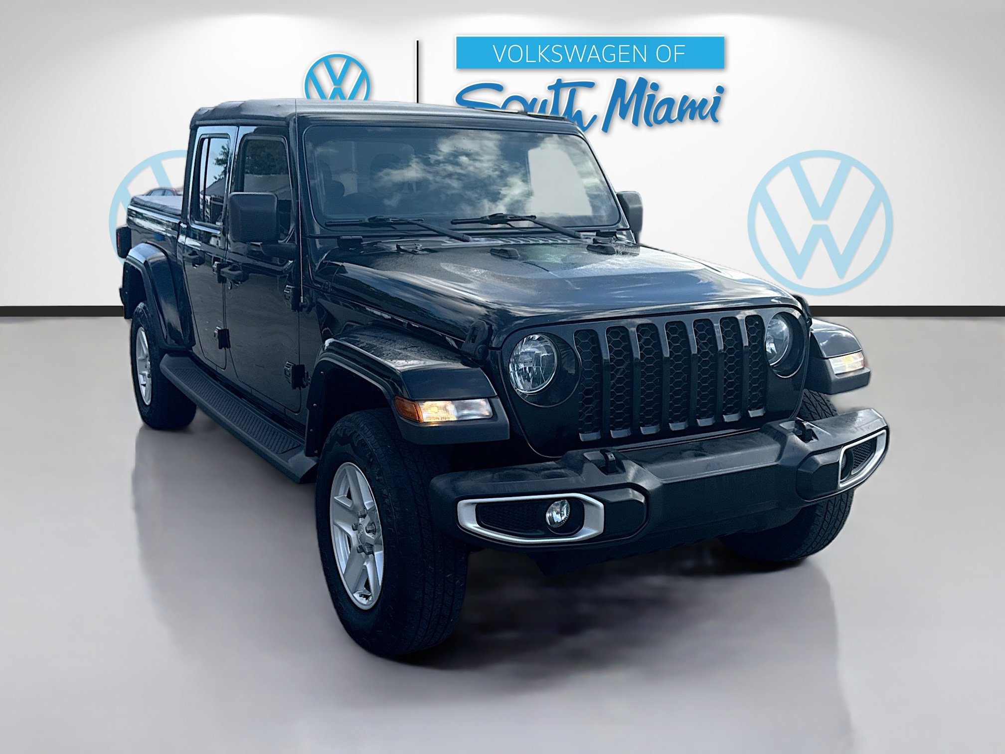 Used 2022 Jeep Gladiator Sport image 1