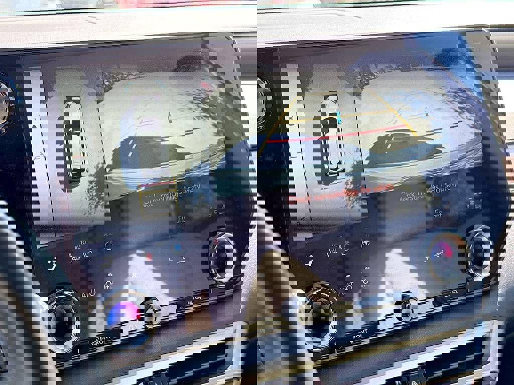 Used 2023 Lexus RX 350 Premium Plus w/ Cold Area Package image 28