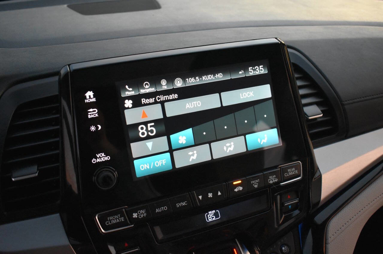 Used 2018 Honda Odyssey Elite image 29