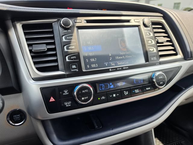 Used 2018 Toyota Highlander Limited AWD/4WD image 42