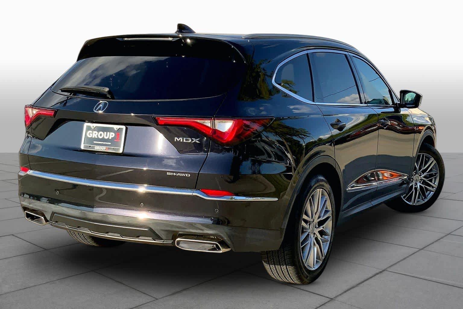 Used 2022 Acura MDX w/ Advance Package AWD/4WD image 11