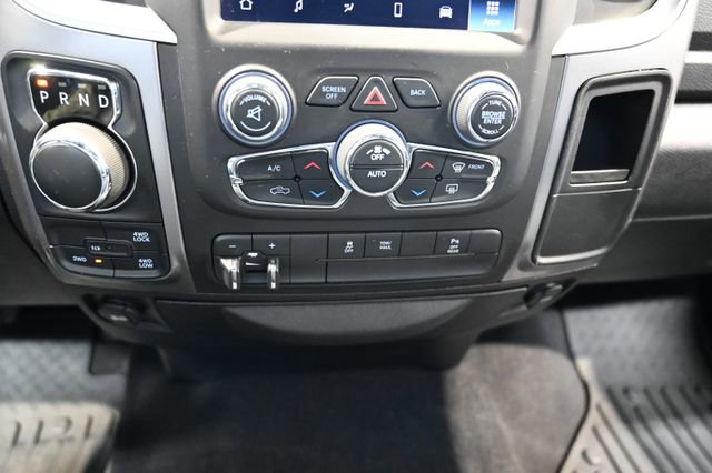 Used 2022 RAM 1500 Classic Warlock AWD/4WD image 18