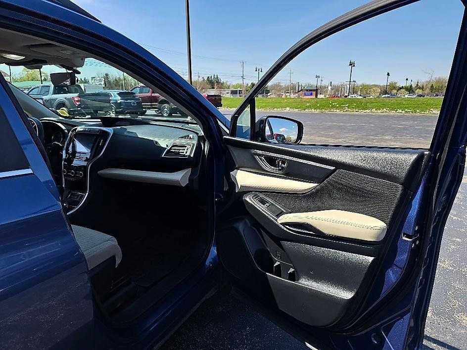 Used 2019 Subaru Ascent Premium AWD/4WD image 39