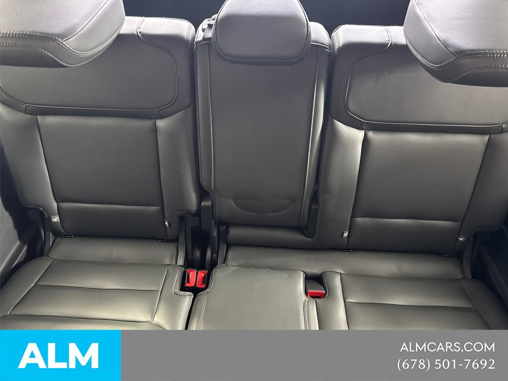 Used 2025 Ford Expedition Active AWD/4WD image 26