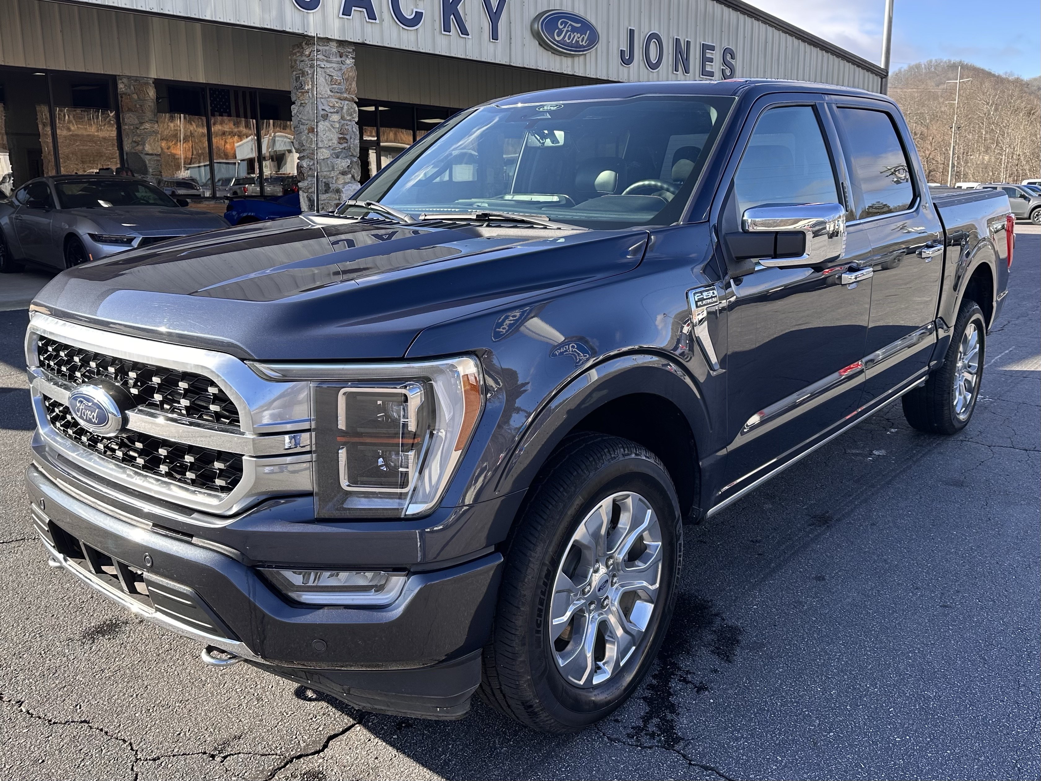 Used 2022 Ford F150 Platinum w/ Trailer Tow Package AWD/4WD image 2