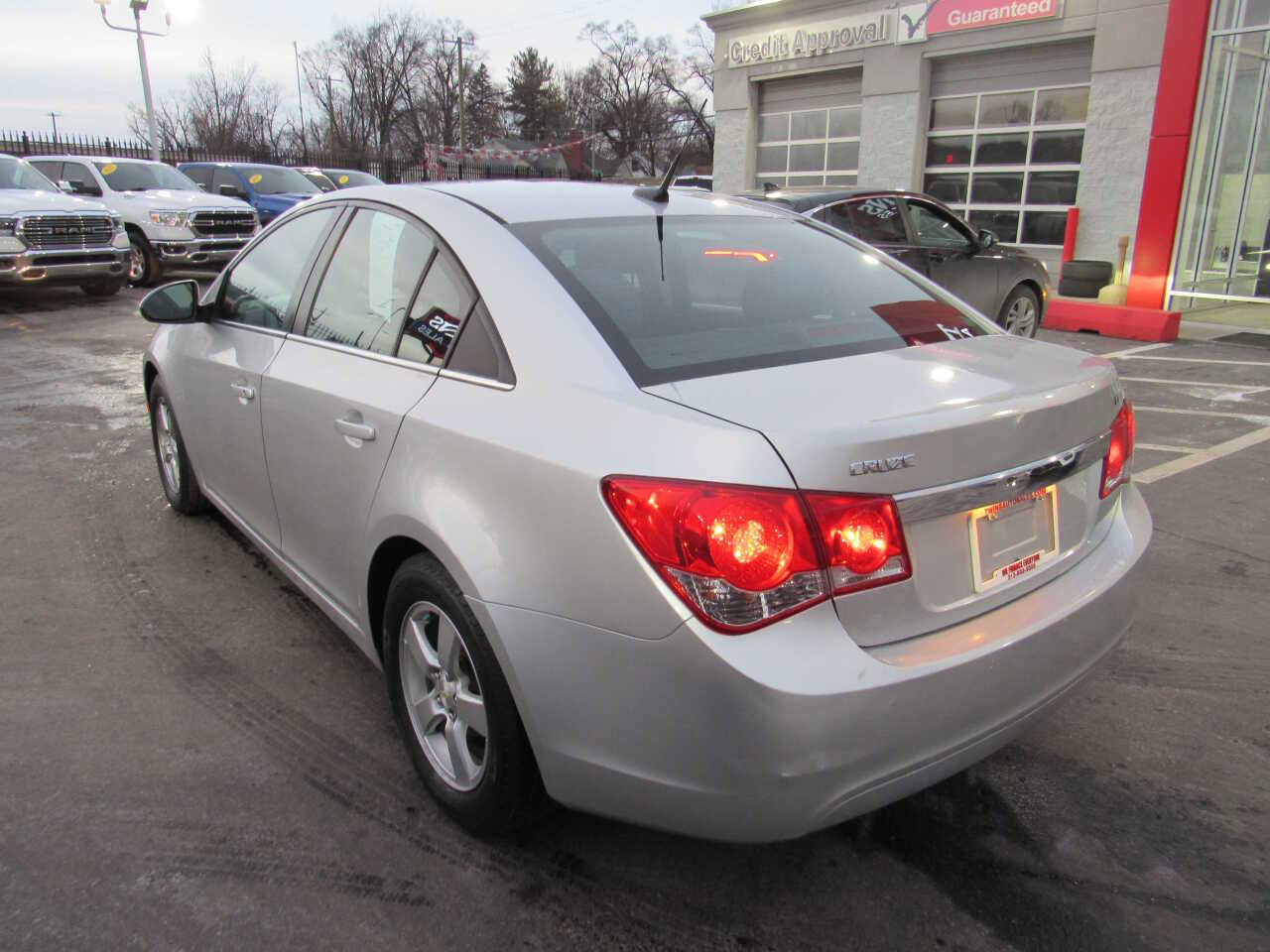 Used 2014 Chevrolet Cruze LT image 7