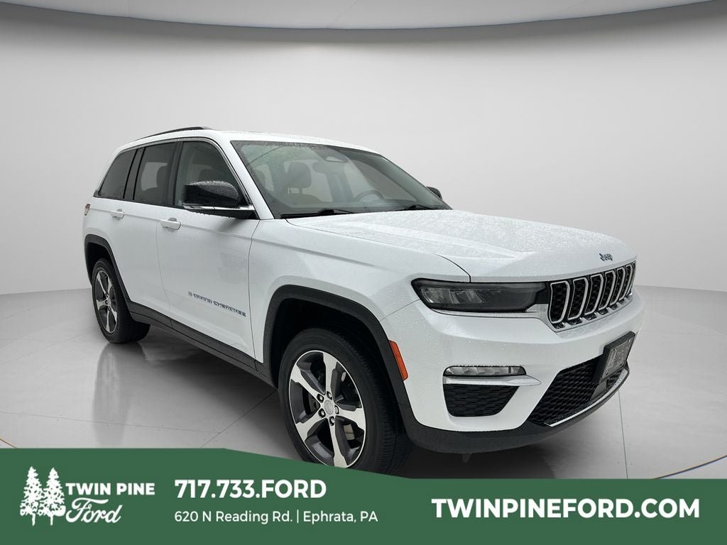 Used 2023 Jeep Grand Cherokee 4WD 4xe image 1