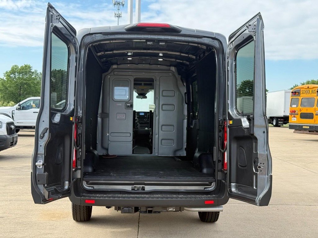 New 2025 Ford Transit 250 148 Medium Roof w/ Interior Upgrade Package RWD image 18