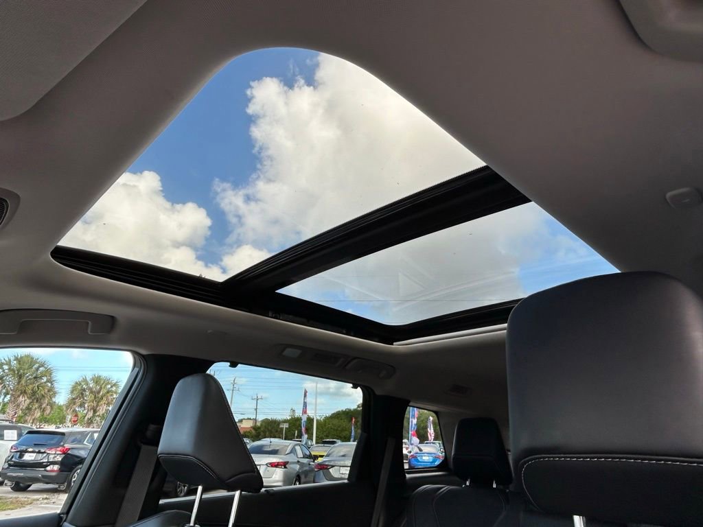 Used 2025 INFINITI QX60 Luxe image 18