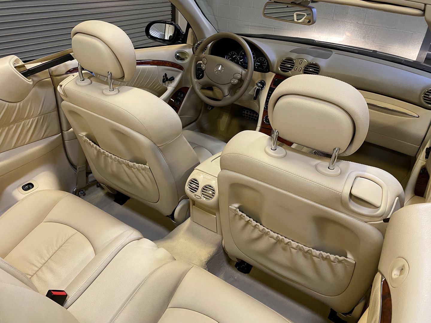 Used 2007 Mercedes-Benz CLK 350 Cabriolet image 25