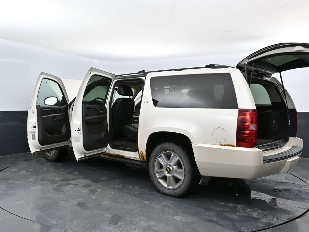 Used 2010 Chevrolet Suburban LTZ image 55