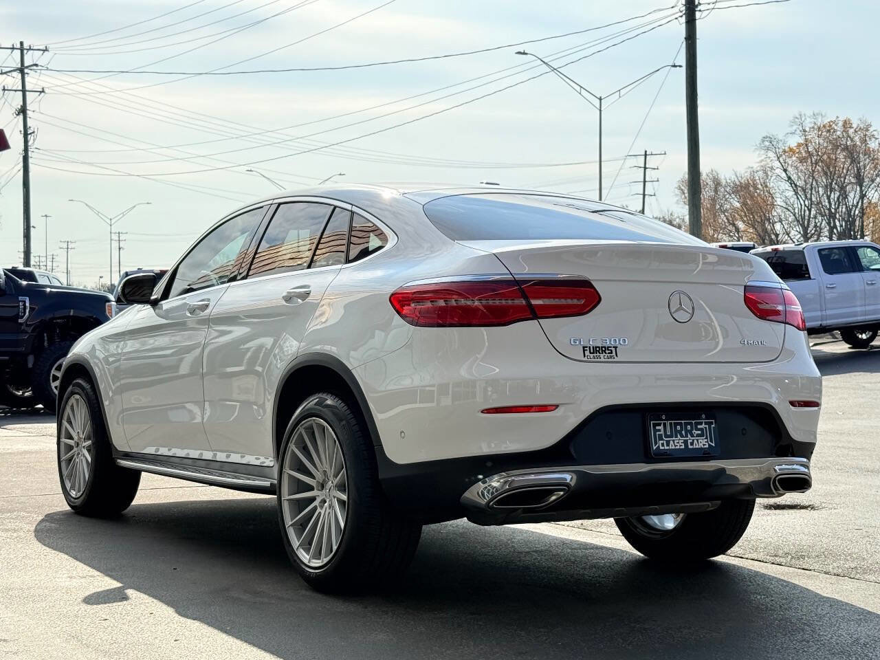 Used 2019 Mercedes-Benz GLC 300 4MATIC Coupe image 5