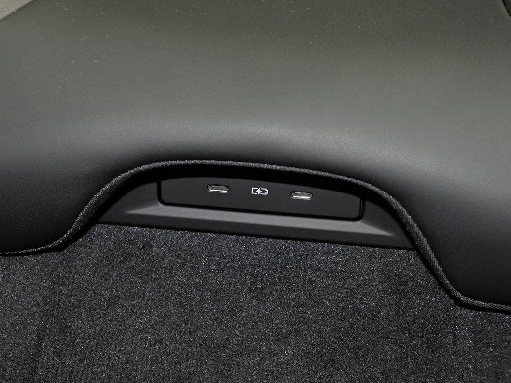 New 2026 Porsche Taycan AWD/4WD image 37