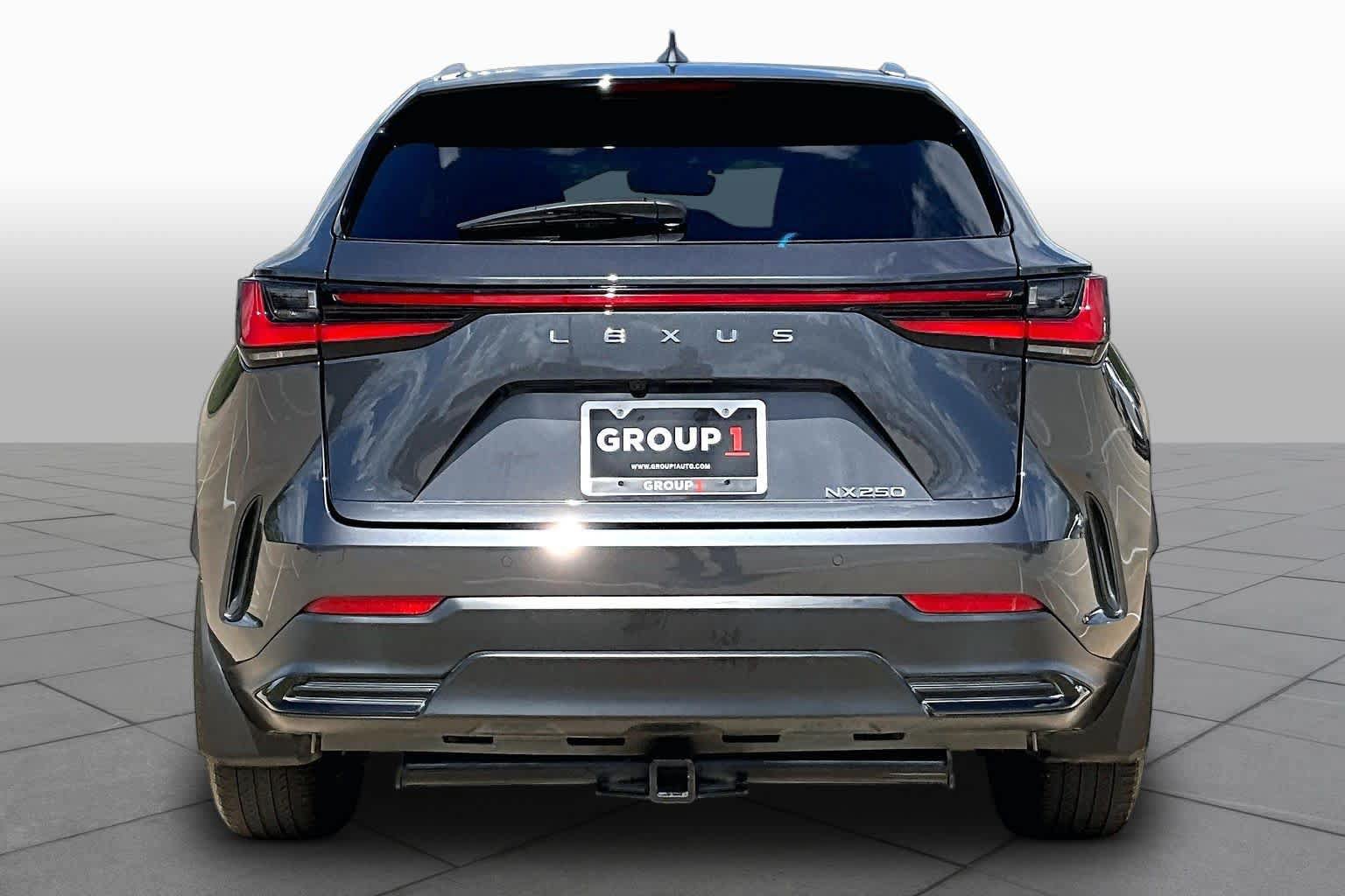 Used 2025 Lexus NX 250 FWD w/ Accessory Package (2T) image 5
