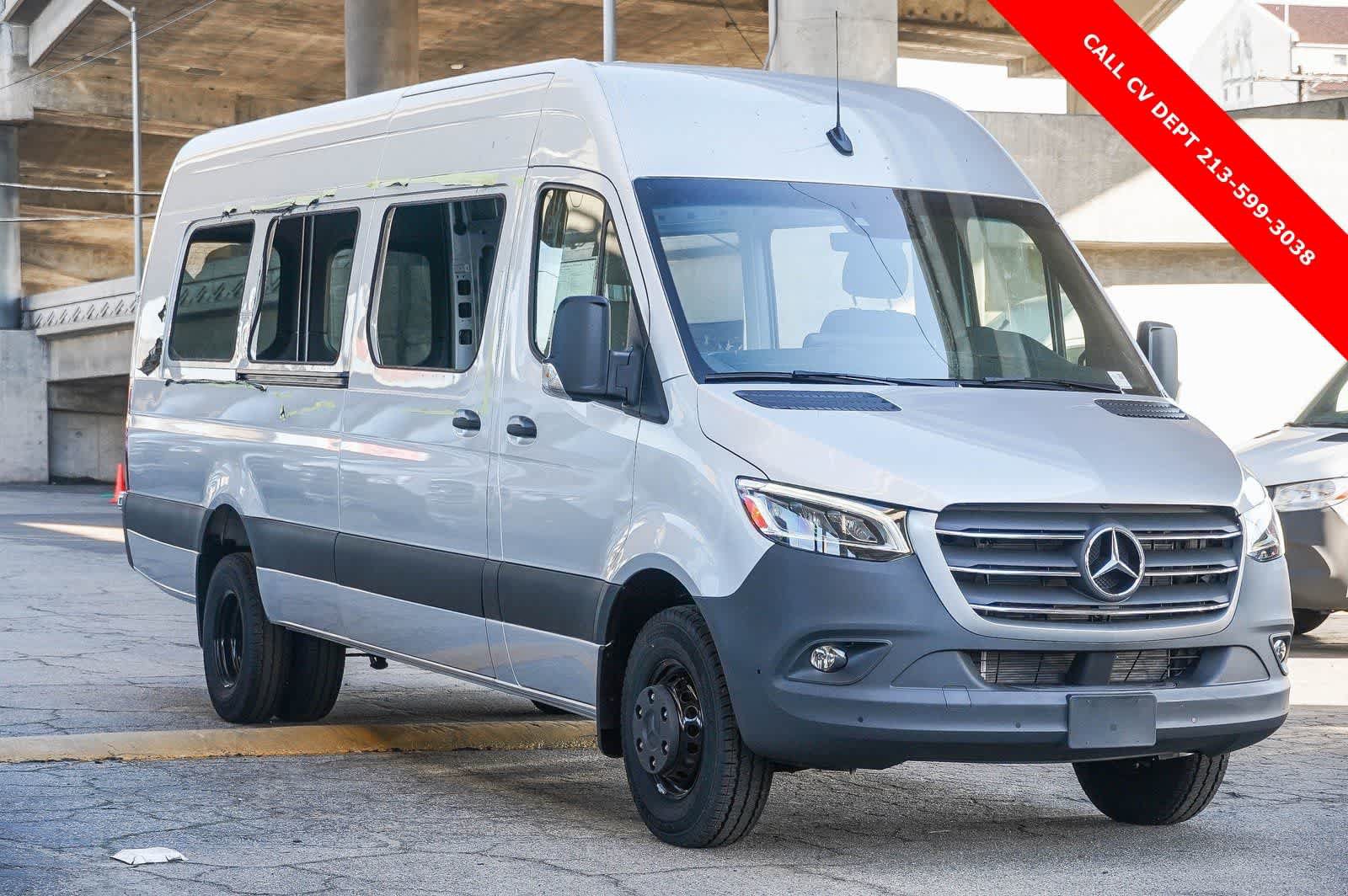 Used 2024 Mercedes-Benz Sprinter 3500 image 10
