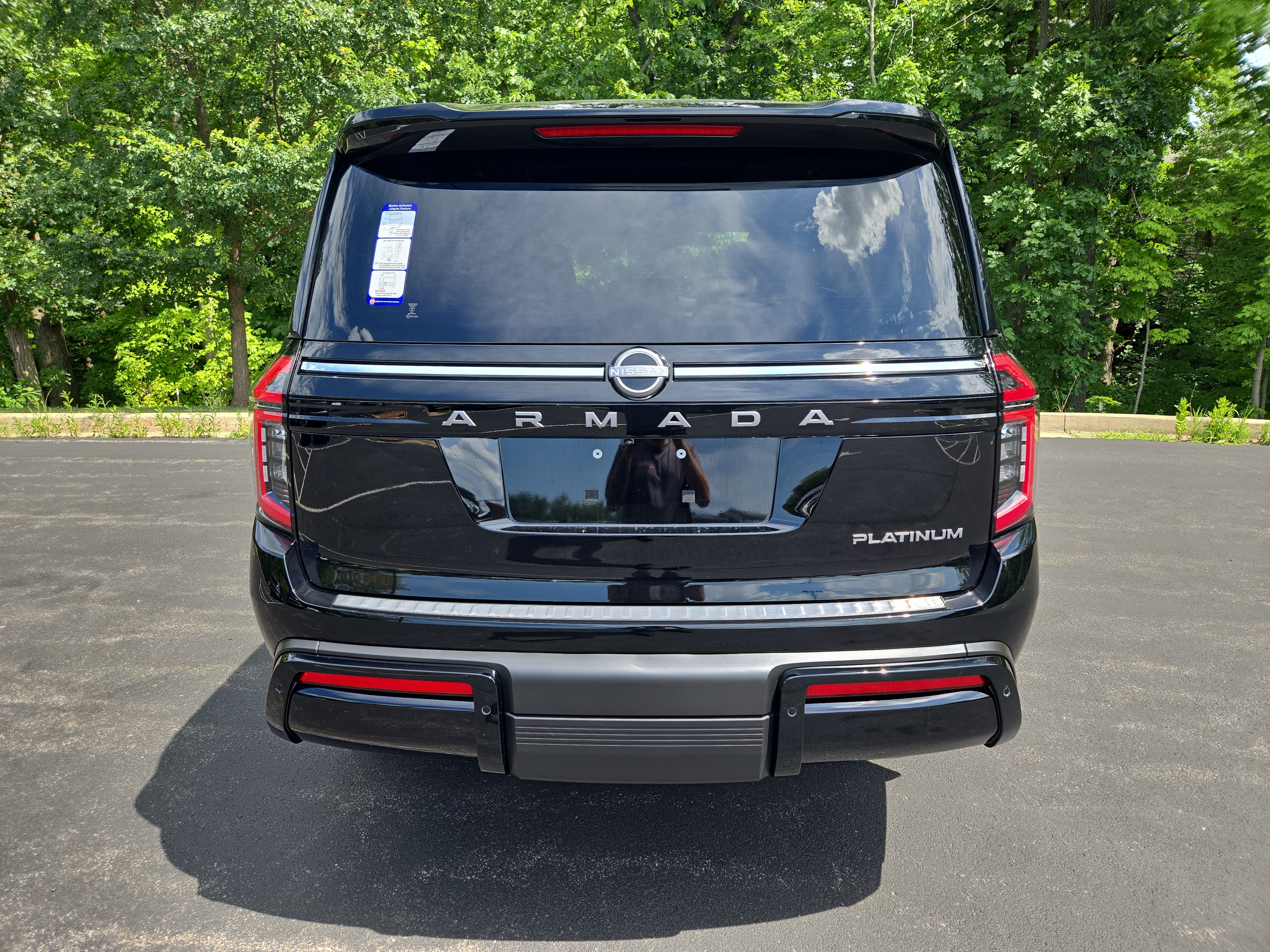 New 2025 Nissan Armada Platinum w/ Convenience Package image 8