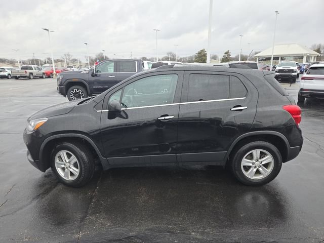 Used 2020 Chevrolet Trax LT w/ LT Convenience Package image 19