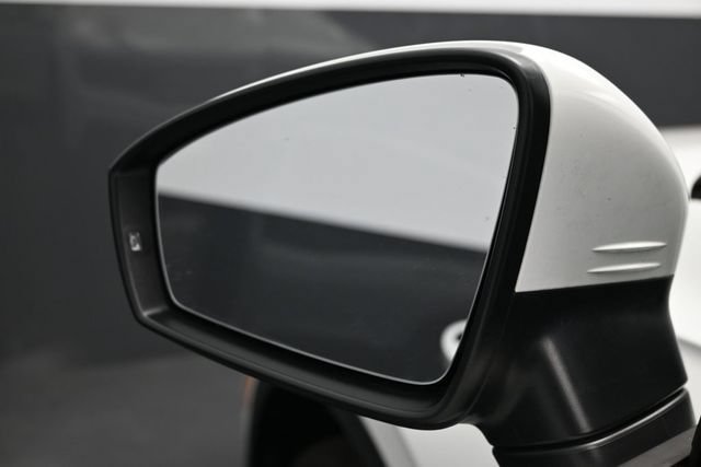 Used 2023 Volkswagen Tiguan S AWD/4WD image 4