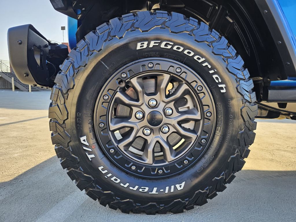 Used 2022 Jeep Wrangler Unlimited Rubicon 392 w/ Trailer Tow Package image 12